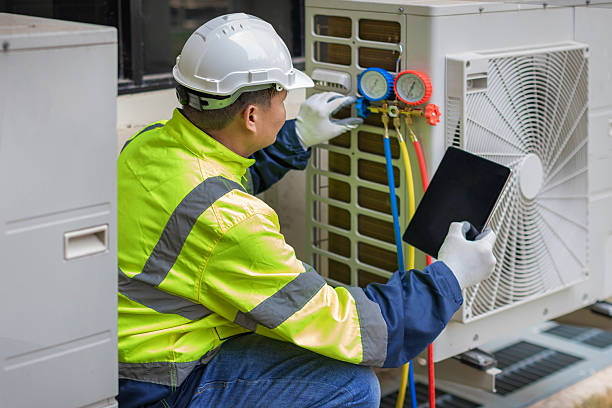 Professional Ductwork Repair technician working in Crescent City, FL